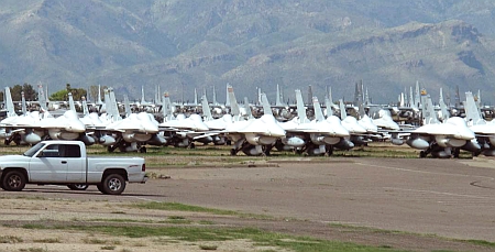 F-16C �� �����������.